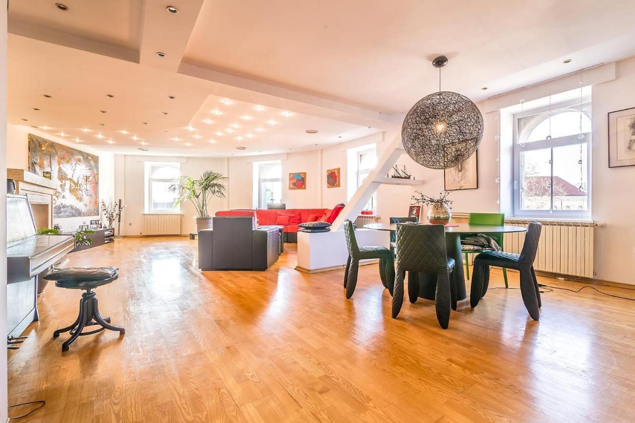 Modern City-centre Penthouse With Spectacular Views / 135sqm * Zagrzeb