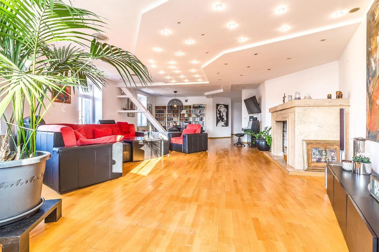 Modern City-centre Penthouse With Spectacular Views / 135sqm Apartma *
